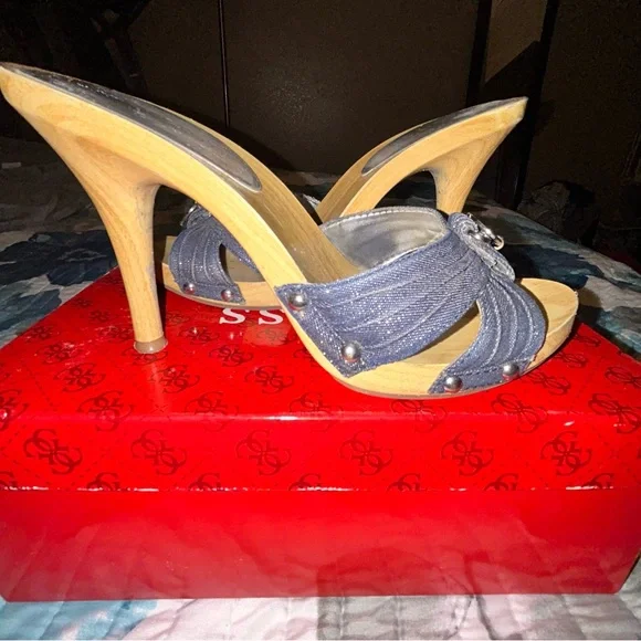 Guess Denim Women's slides with Heart Charm - Picture 4 of 7